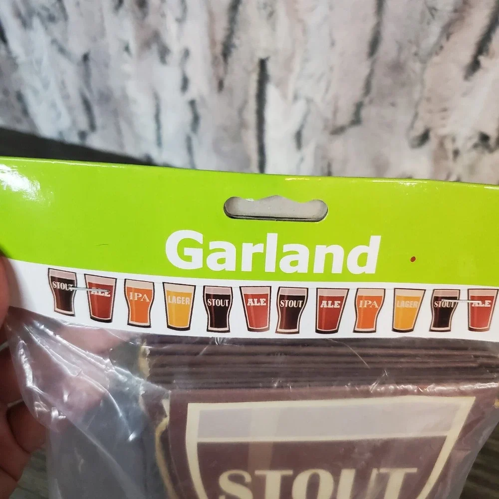 Fun Express 7' Cardboard Beer Cutout Garland Octoberfest Party Bar Banner